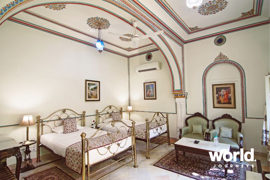 Alsisar Haveli standard room
