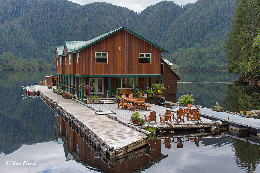 Great Bear Nature Lodge